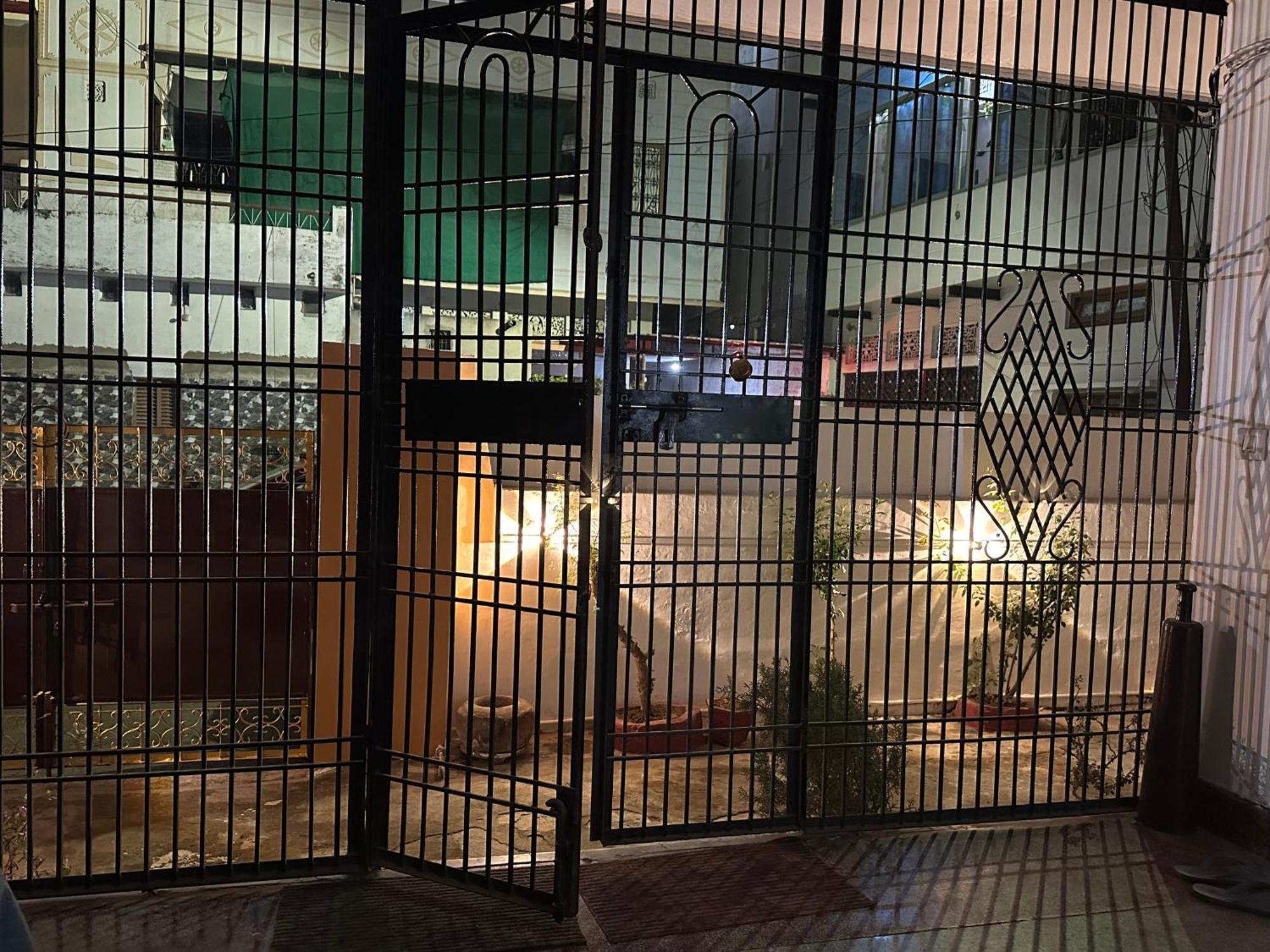 Tripathi'S Pavilion - Varanasi — Photos 1